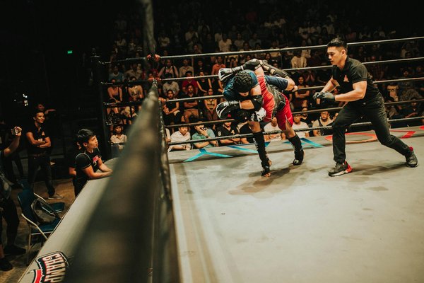 Coup d'oeil sur l'arbitrage dans les arts martiaux traditionnels